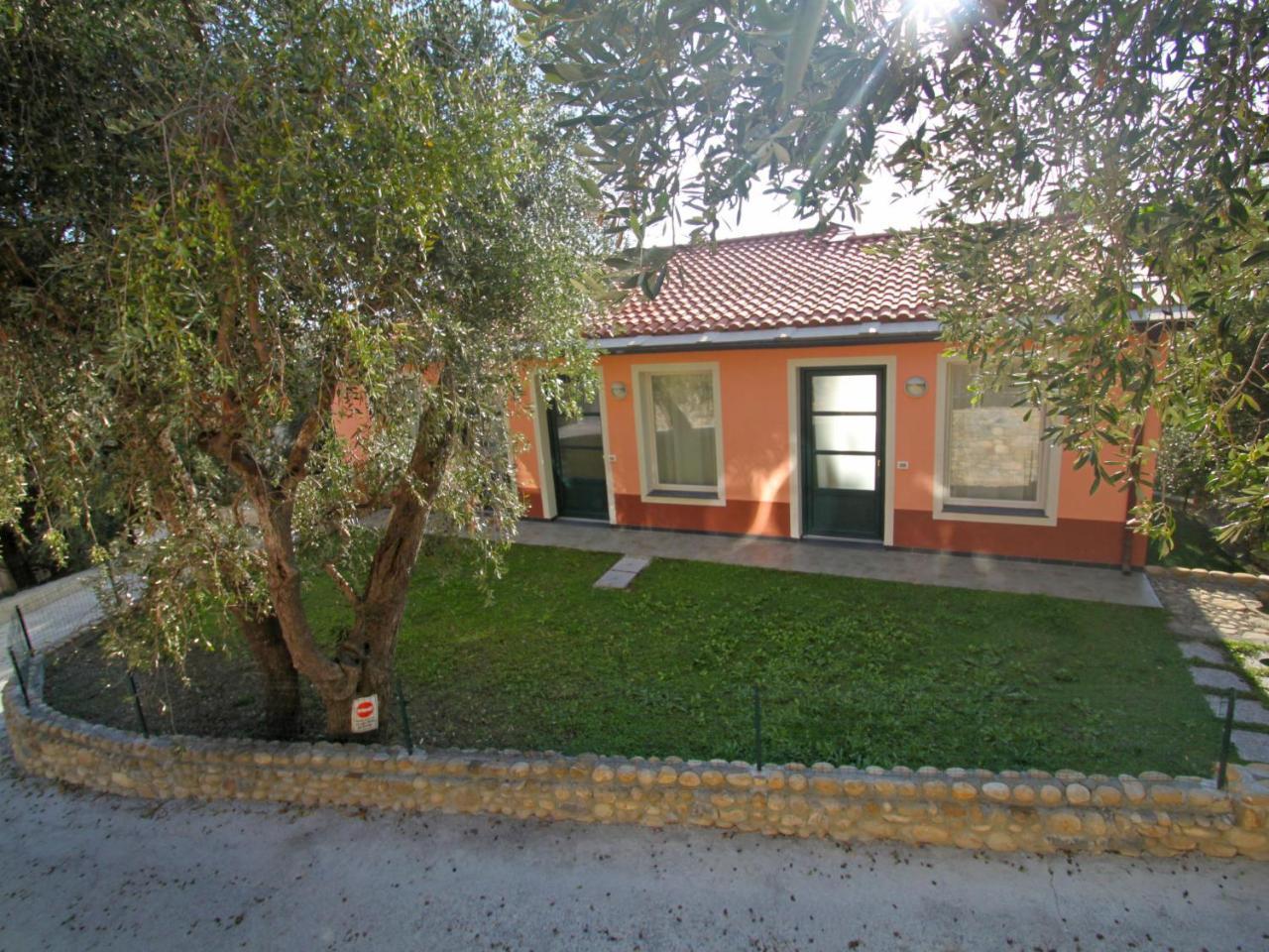 Apartment Borgoverde-2 By Interhome Imperia Exterior foto